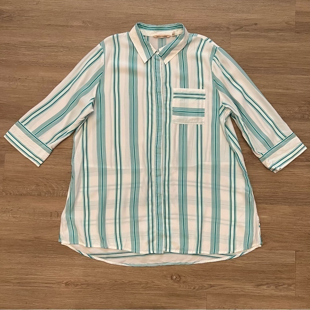 Soft Surroundings Button Up Top Front Pocket Flowy St. Patrick’s Green Stripe L